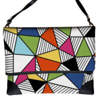sumka-na-plecho-zhenskaya-pretty-raznotsvetnye-geometricheskie-treugolniki-skl_ili009_bl