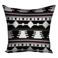 podushka-z-printom-gabardinova-chyorno-belye-motivy-40x40-sm-4p_ngzim045