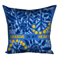 podushka-z-printom-gabardinova-ukraine-in-my-heart-40x40-sm-4p_22s003
