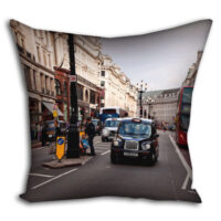 podushka-z-printom-gabardinova-london-40x40-sm-4p_pw100