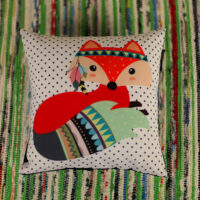 podushka-z-printom-gabardinova-lisichka-indeets-50x50-sm-5p_wl009_wh