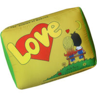 podushka-zhvachka-love-zhovta-34h25h12-sm-lp_l004