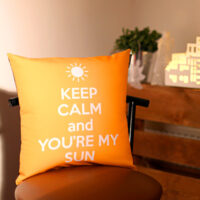 podushka-z-printom-gabardinova-keep-calm-and-you-re-my-sun-40x40-sm-4p_15l011