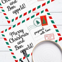 servetki-pid-tarilki-merry-christmas-and-bon-appetit-2-sht-40h27-sm-srvs_o_23ng049