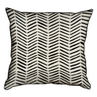 podushka-z-mishkovini-slidi-vid-shini-45x45-sm-45phb_tfl008_bl
