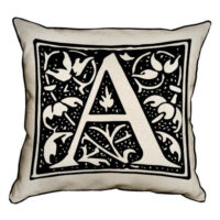 podushka-z-mishkovini-letter-a-45x45-sm-45phb_abc001_wh
