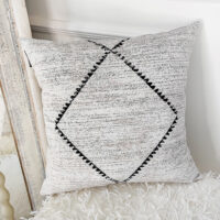 podushka-divanna-z-oksamitu-vizerunok-z-romba-45x45-sm-45bp_casa004