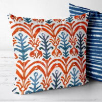 podushka-divanna-z-oksamitu-chervono-sinij-ornament-45x45-sm-45bp_sea001
