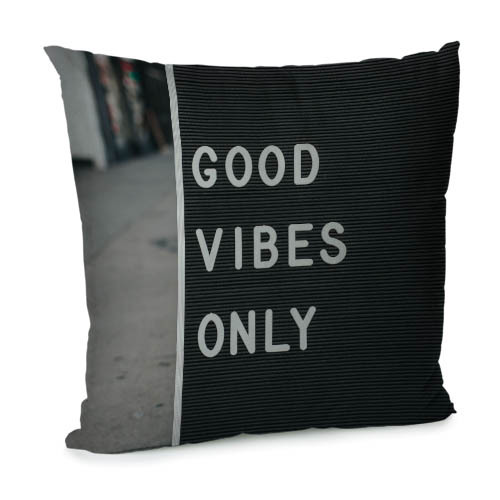 Подушка диванна з оксамиту Good vibes only 45x45 см (45BP_URB033)