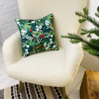 podushka-divanna-z-oksamitu-zelena-riznomanitnist-45x45-sm-45bp_23ng016