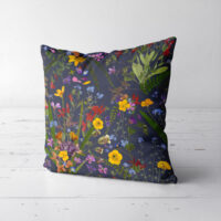 podushka-dekorativna-soft-yaskravi-polovi-kviti-na-chornomu-foni-45x45-sm-45pst_flora007