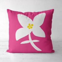 podushka-dekorativna-soft-bila-kvitka-na-rozhevomu-foni-45x45-sm-45pst_23m005