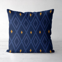 podushka-dekorativna-soft-zhovti-rombi-na-temno-sinomu-foni-45x45-sm-45pst_23m090