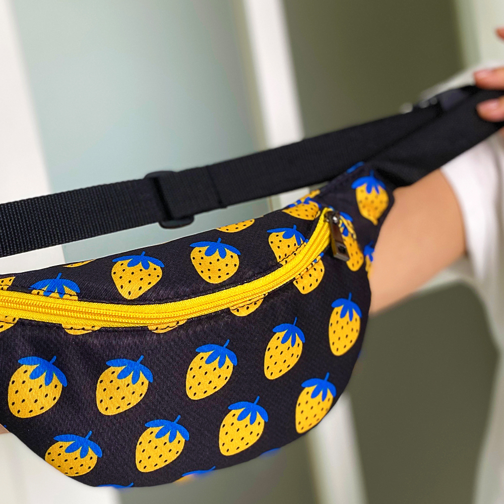 Сумка бананка BUMBAG Полуниці патріотичні 27х16 см (BB_22U007_ZHL)