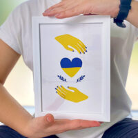 poster-u-ramtsi-sertse-ukrayini-21h30sm-a4-wmt4_22u015_wh
