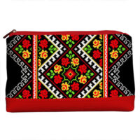 kosmetichka-dorozhnya-zhinocha-lovely-kvitkovij-ornament-na-chornomu-foni-26x15x8-sm-kk_ukr013_kr