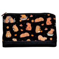 kosmetychka-dorozhnya-zhinocha-lovely-kapibary-26x15x8-sm-kk_25l003_bl
