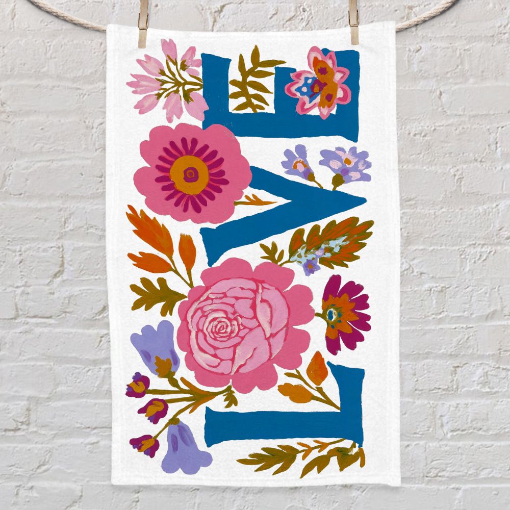 Рушник маленький з принтом Love 50х80 см банний для обличчя спортзалу
